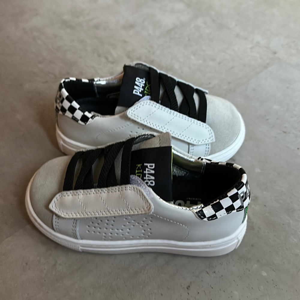 P448 toddler leather sneakers